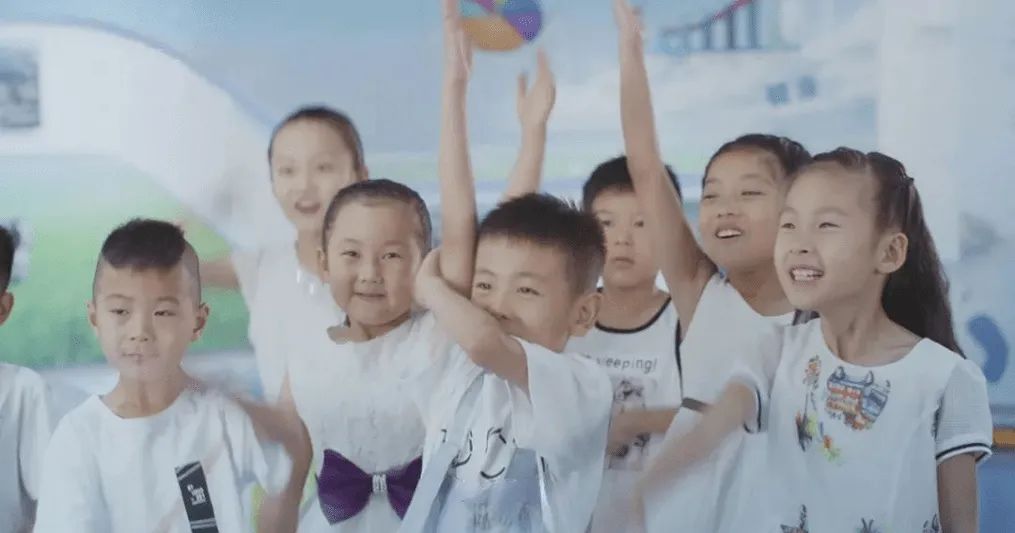 花花牛丨每天一杯奶，幸福健康喝出來?。?！