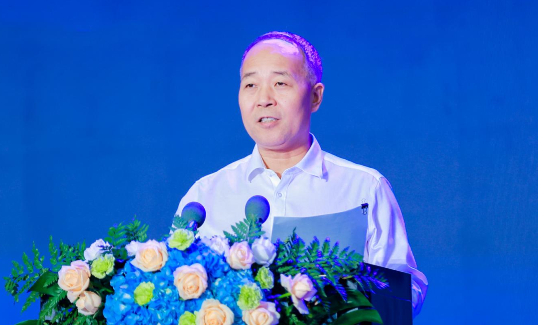 啟航新征程 點亮新賽道丨花花牛乳業(yè)集團(tuán)參加第十四屆中國奶業(yè)大會暨D20峰會，榮獲“中國乳制品生產(chǎn)企業(yè)現(xiàn)代化等級5A級”評定殊榮