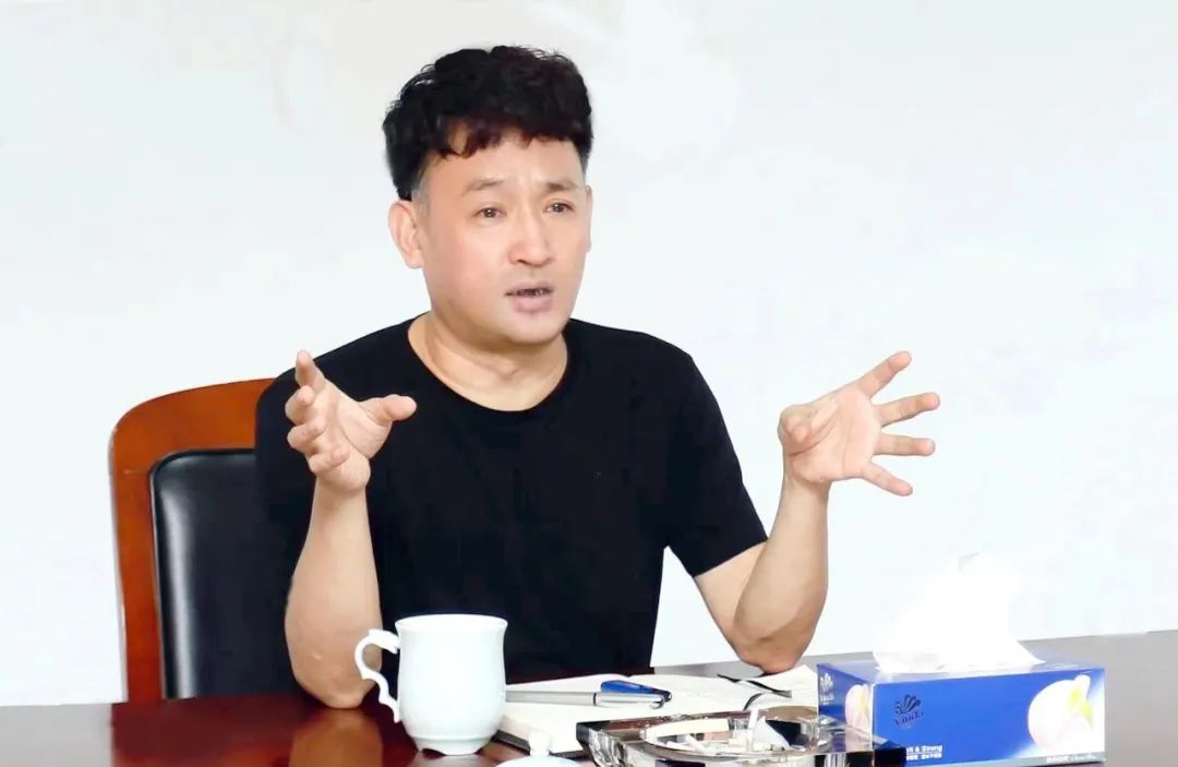 繼往開來 · 再創(chuàng)輝煌 | 花花牛乳業(yè)集團(tuán)召開9月營銷、養(yǎng)殖及飼料月度經(jīng)營工作會(huì)議