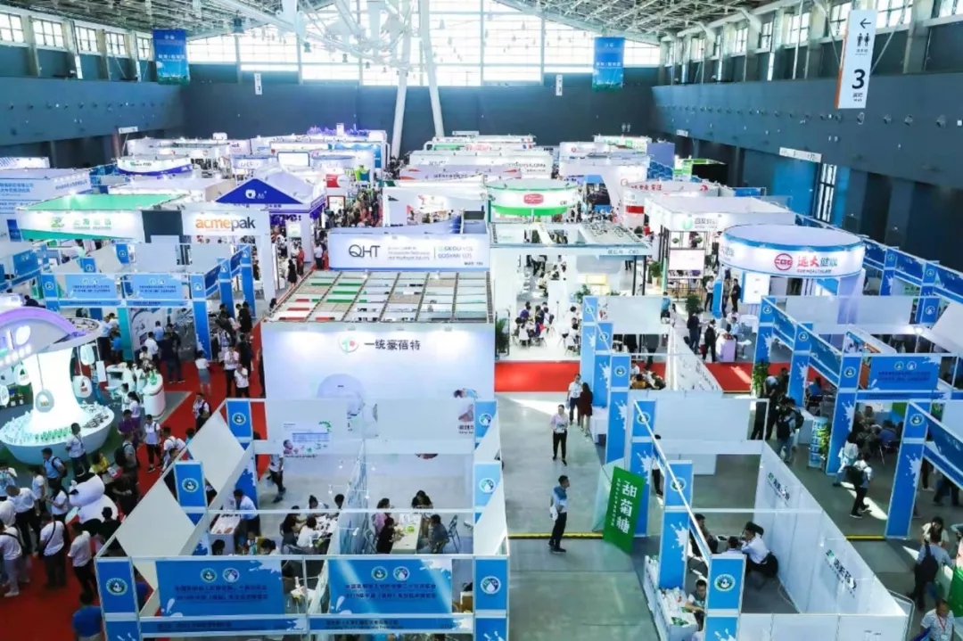 中國乳制品工業(yè)協(xié)會(huì)第二十五次年會(huì)召開！花花?？偛枚T峰獲“振興乳業(yè)領(lǐng)軍人”榮譽(yù)稱號