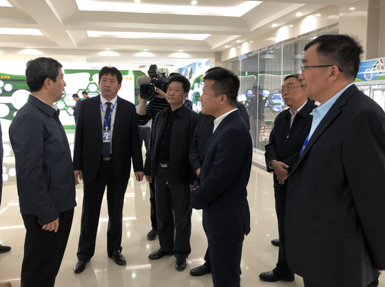 河南省委副書記、省長陳潤兒一行蒞臨 花花牛集團魯山瑞亞牧業(yè)有限公司視察調(diào)研