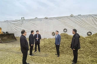 聚焦主業(yè)守底線(xiàn) 凝心聚力促發(fā)展——駐河南農(nóng)投集團(tuán)紀(jì)檢監(jiān)察組組長(zhǎng)魯照印一行節(jié)后赴河南瑞亞牧場(chǎng)調(diào)研指導(dǎo)工作